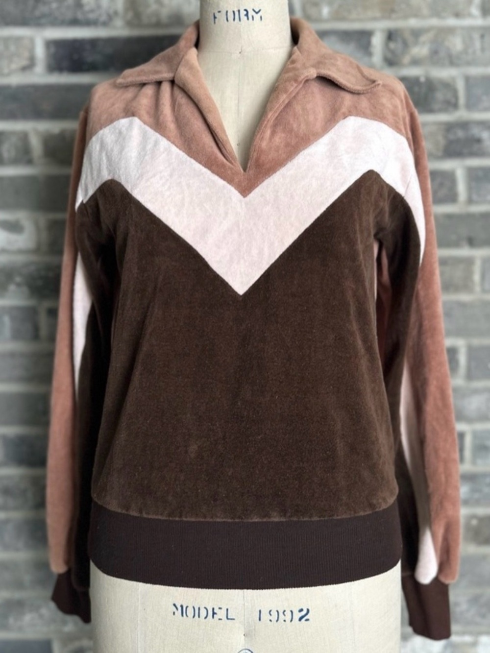 Vintage 70s Sears Style Works Velour Chevron Pullover Top Small